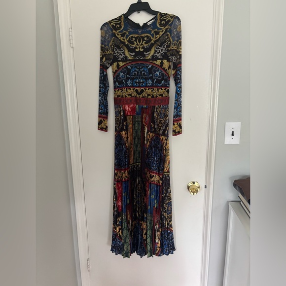 Alice + Olivia Blue and Red Patterned Midi Dress - Picture 5 of 6